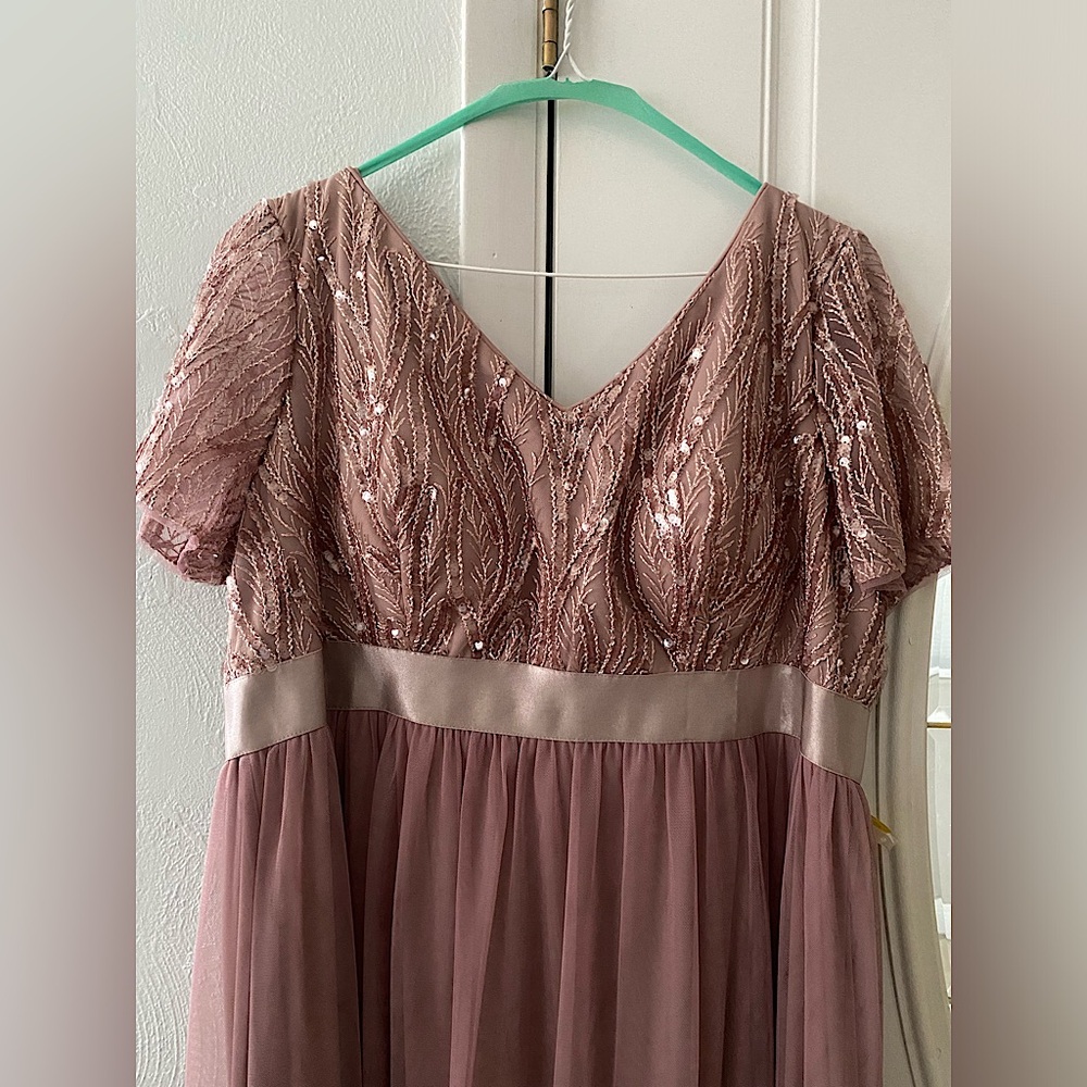 Plus size dress
